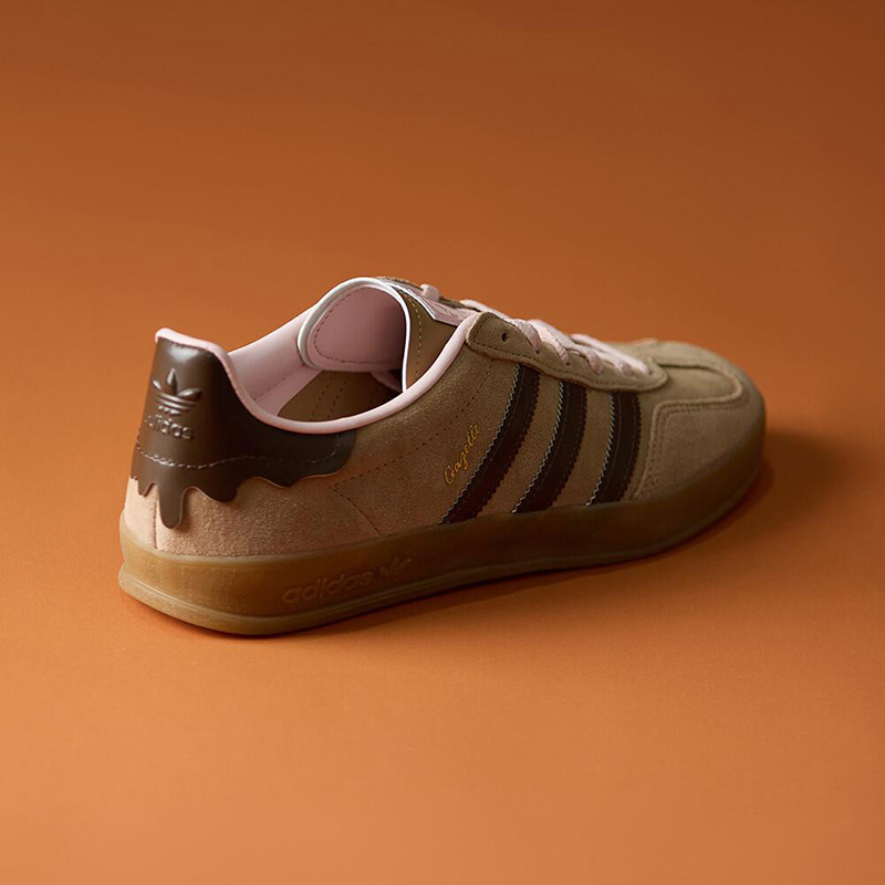 アディダス オリジナルス JR8028 ベージュ ブラウン  - Adidas Shoes Samba のレビューと価格